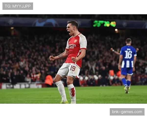 阿森纳核心球员持续闪耀,率队激战取胜迎关键胜利 阿森纳核心球员持续闪耀,率队激战取胜迎关键胜利